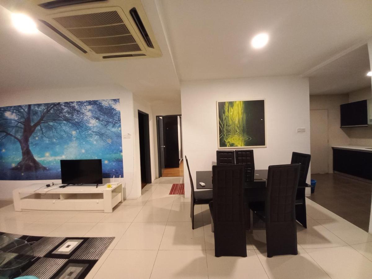 One Maxim Residence At Taragon クアラルンプール エクステリア 写真