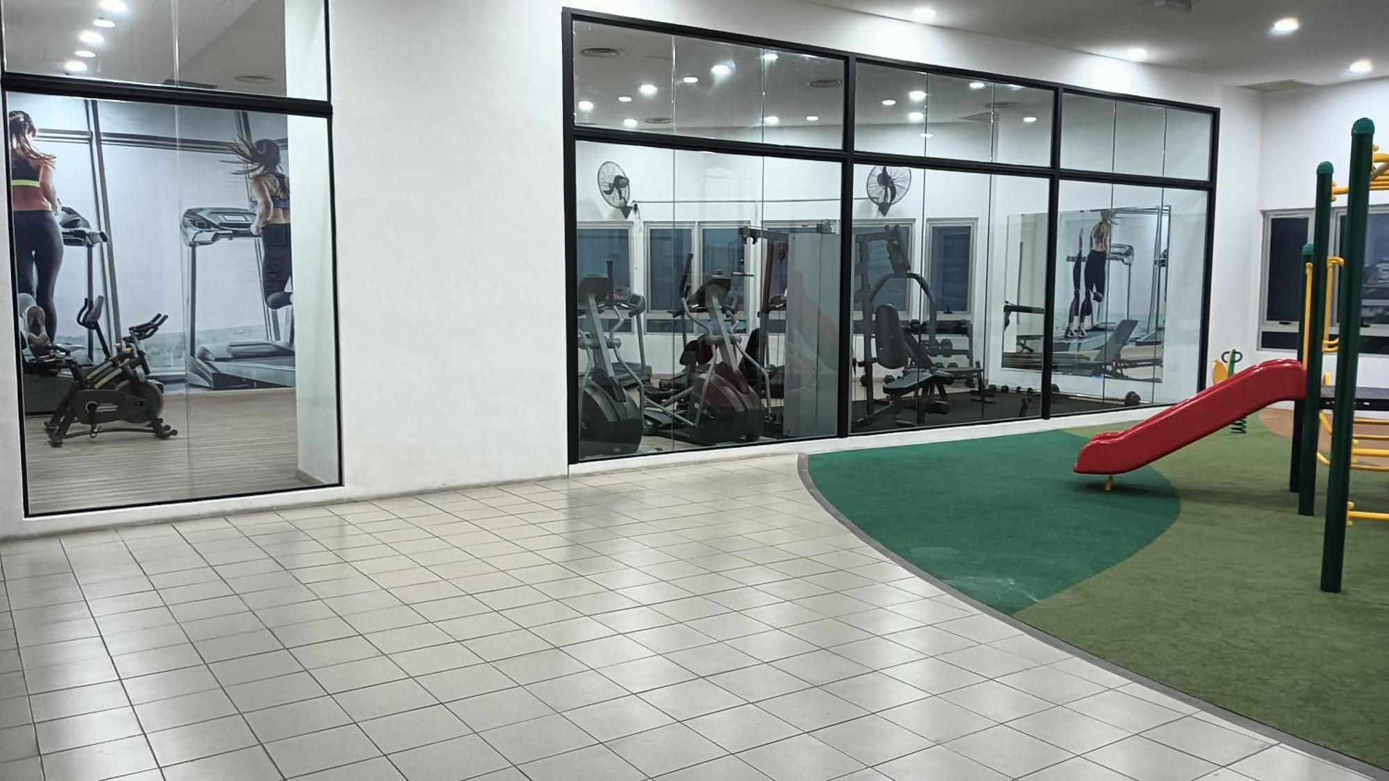 One Maxim Residence At Taragon クアラルンプール エクステリア 写真