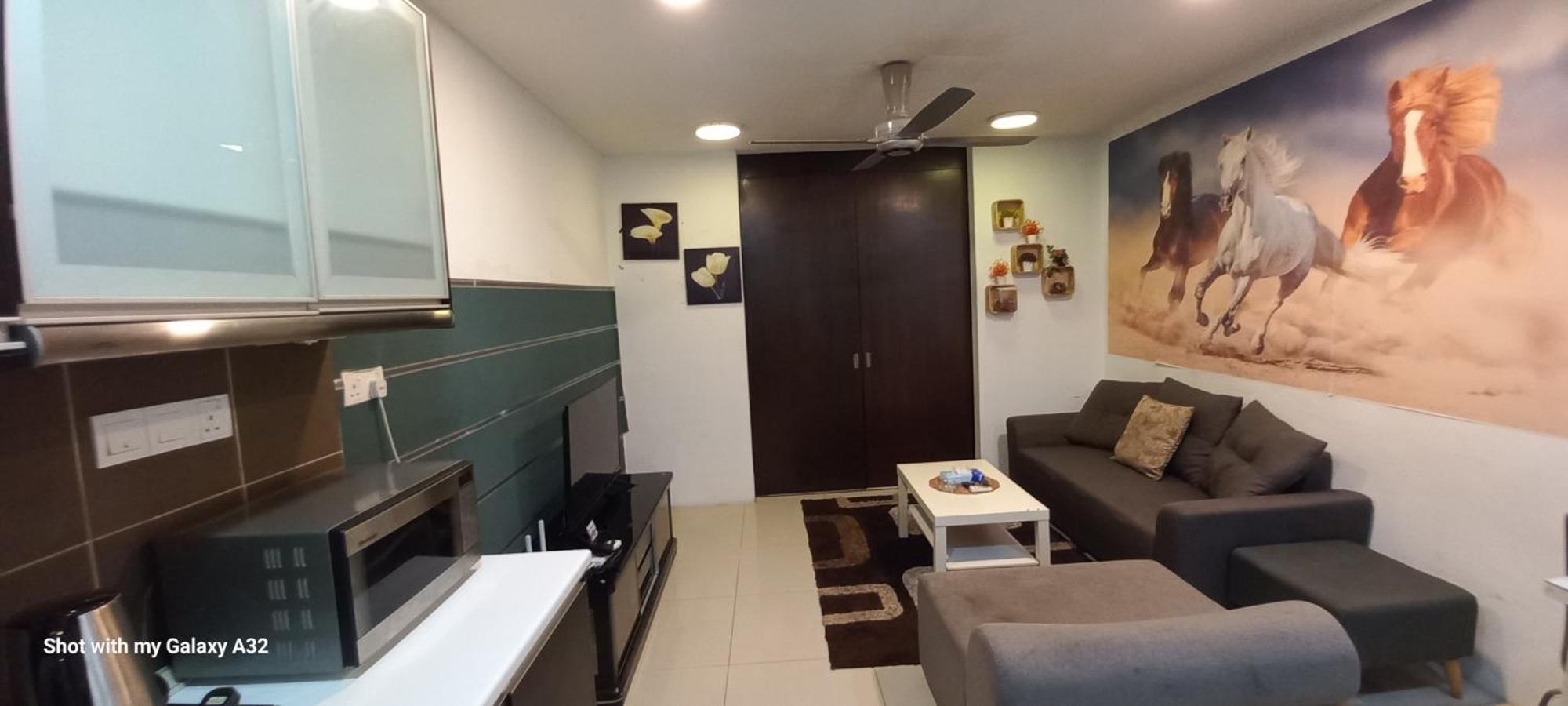 One Maxim Residence At Taragon クアラルンプール エクステリア 写真