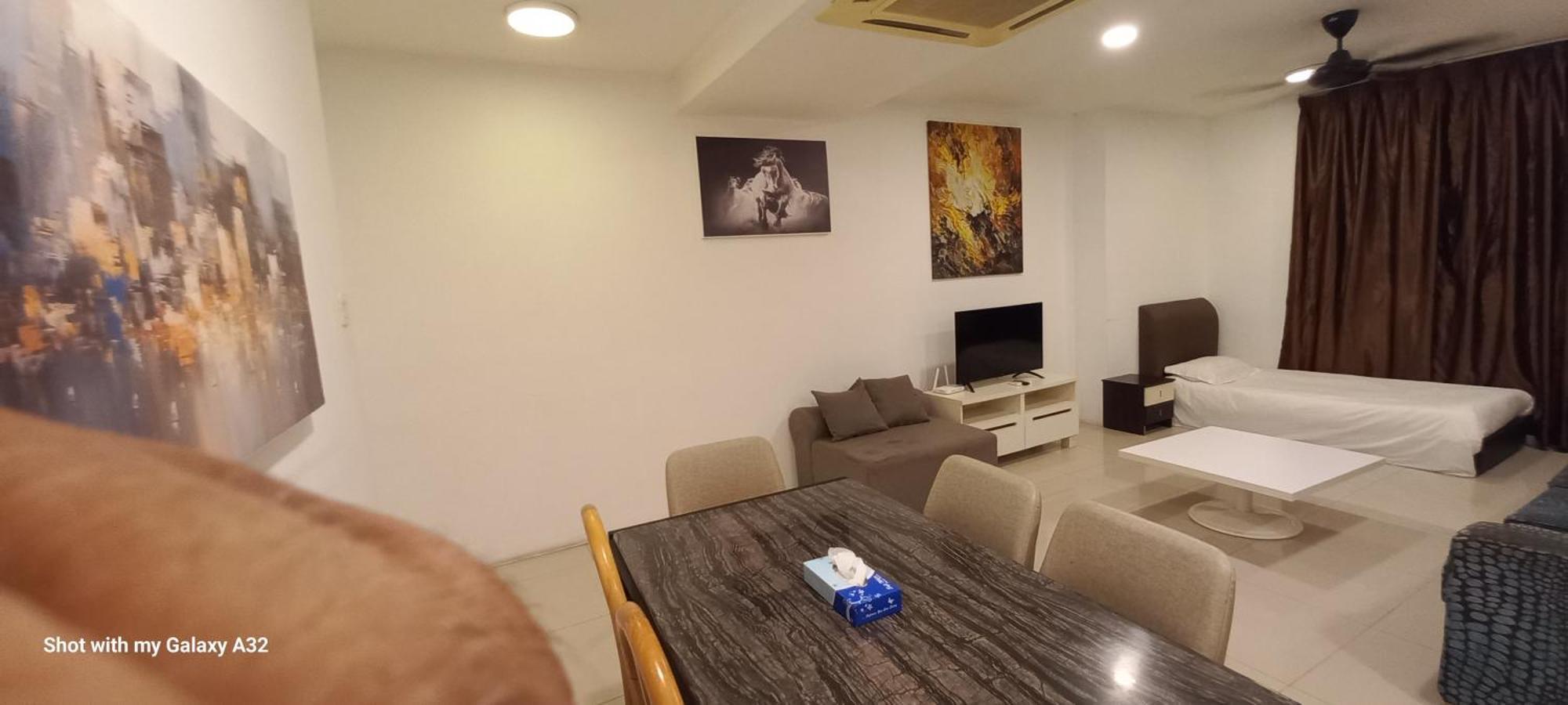 One Maxim Residence At Taragon クアラルンプール エクステリア 写真