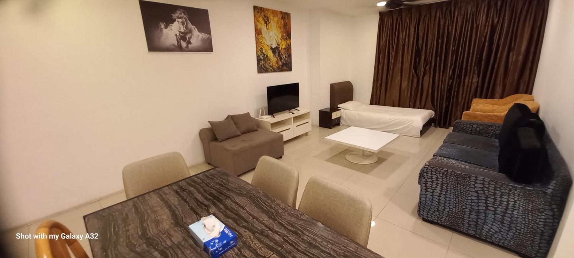 One Maxim Residence At Taragon クアラルンプール エクステリア 写真