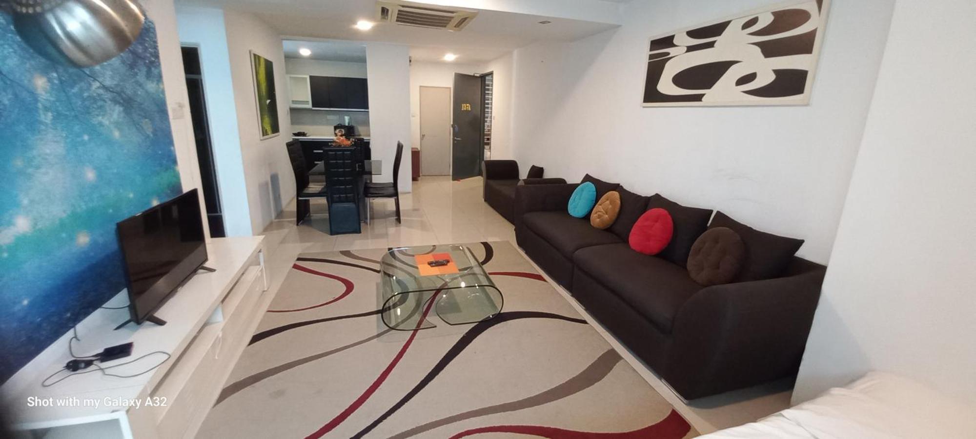 One Maxim Residence At Taragon クアラルンプール エクステリア 写真